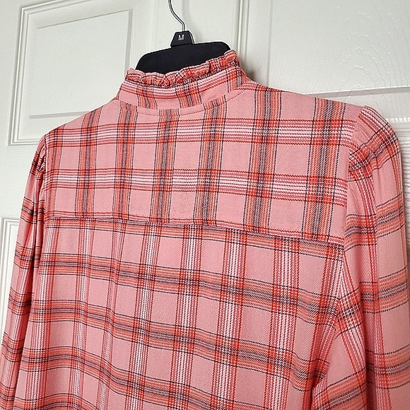 GAP Plaid Ruffle-Neck Blouse - Picture 5 of 7